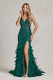 Vestido entallado de plumas con estampado de purpurina de Nox Anabel C1119