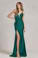 Vestido Ajustado con pedrería y Cuello en V Profundo de Nox Anabel E1206