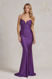 Vestido de sirena sin mangas con pedrería de Nox Anabel K1123