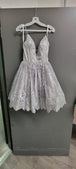 Vestido de fiesta con mangas de tirantes y cuello en V Dancing Queen 3358