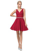 Vestido Corto con Cuello en V y Cuerpo de Encaje Dancing Queen 3011