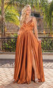 Vestido de fiesta línea A con abertura alta Dancing Queen 4263