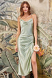 Vestido midi de satén entallado de Ladivine BD103
