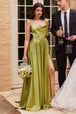 Vestido linea a de saten de Ladivine BD104