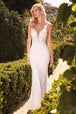 Vestido de novia con apliques florales de Ladivine CDS403W