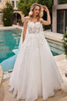 Vestido de novia de tul en capas de Ladivine CDS437W