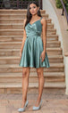 Vestido de cóctel con cuello en V y pliegues Dancing Queen 3320