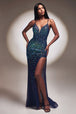 Vestido entallado de tul a capas con adornos de Ladivine H097
